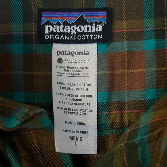Patagonia Men's Multicolor Plaid Button Down Shirt - Picture 2 of 5